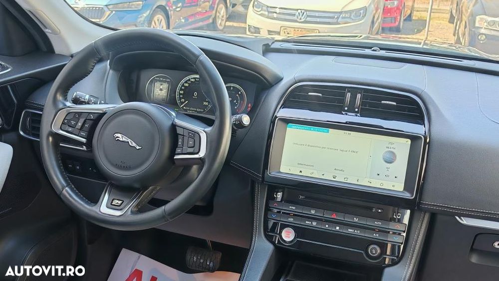 Jaguar F-Pace 20d AWD Aut. R-Sport - 14