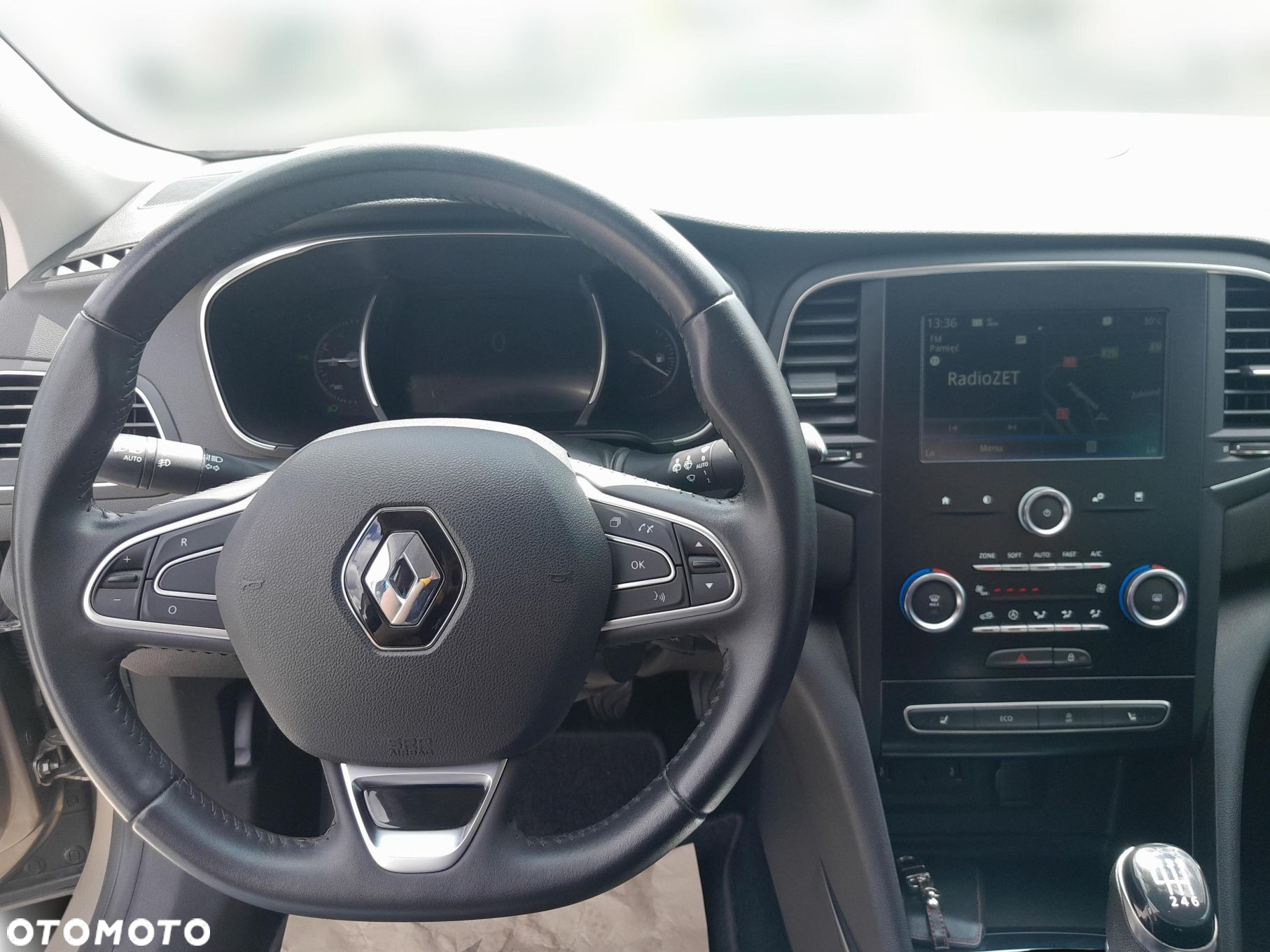 Renault Megane 1.3 TCe FAP Limited - 13