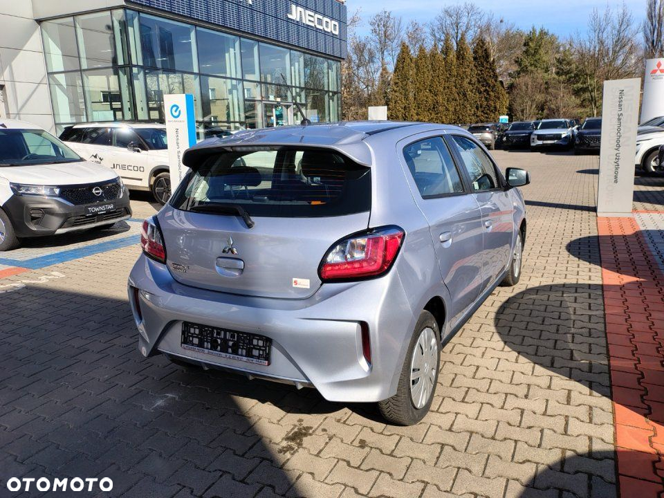 Mitsubishi Space Star - 6