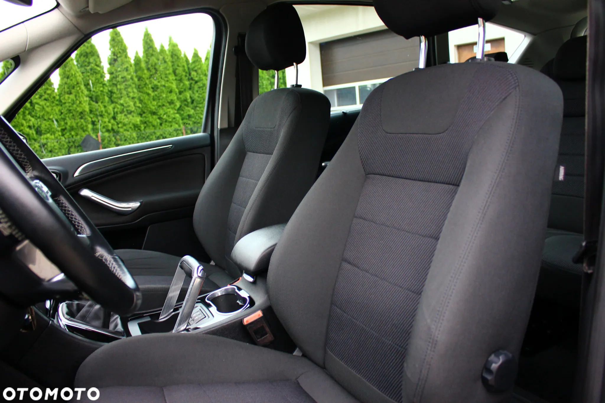 Ford S-Max 1.6 EcoBoost Titanium - 25