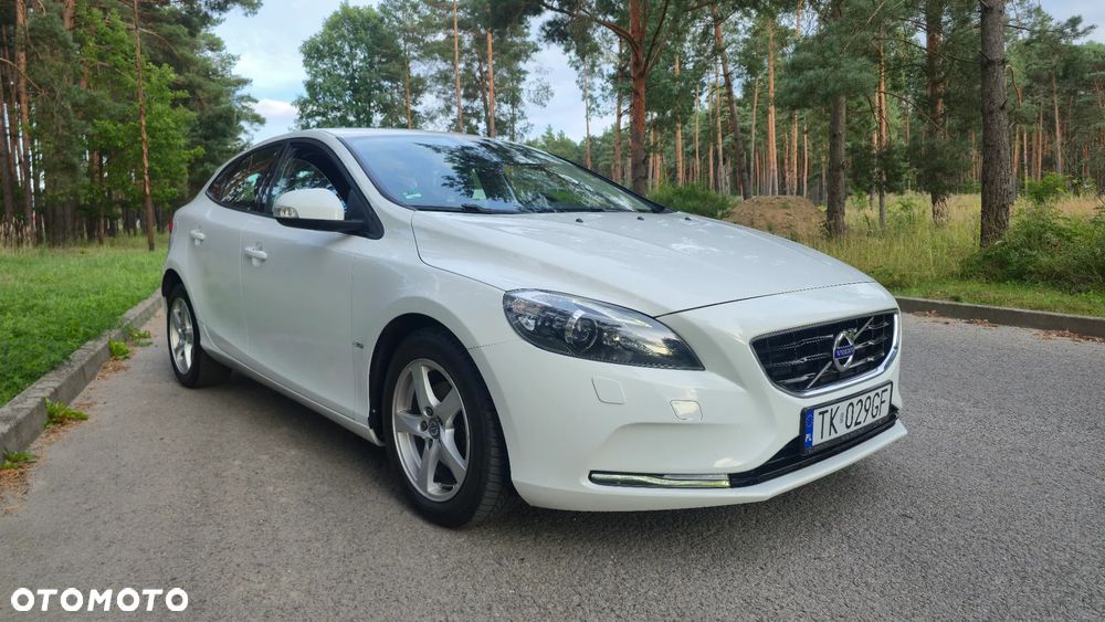 Volvo V40 D2 Kinetic - 9