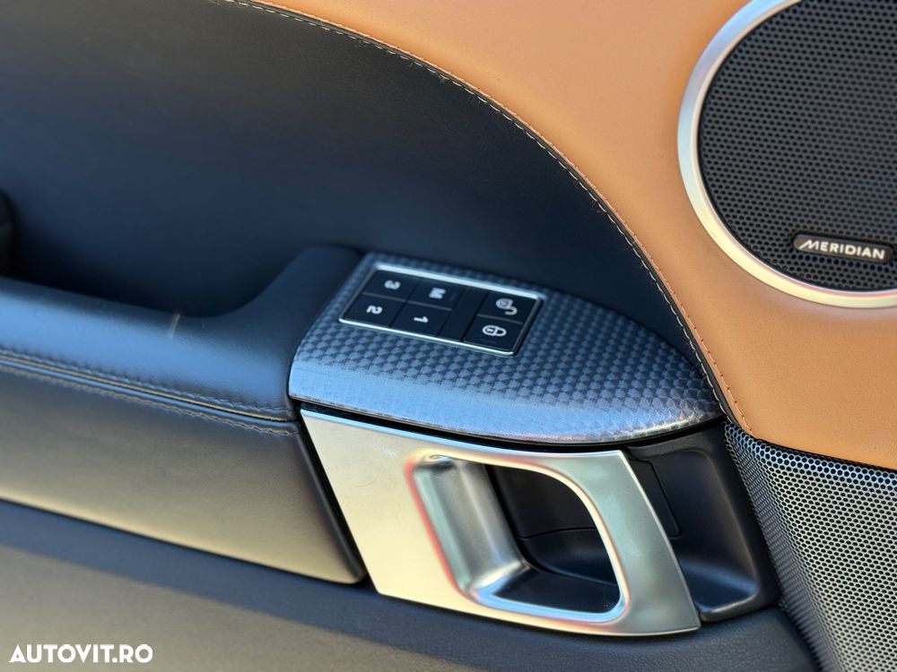 Land Rover Range Rover Sport 3.0 L HSE - 16