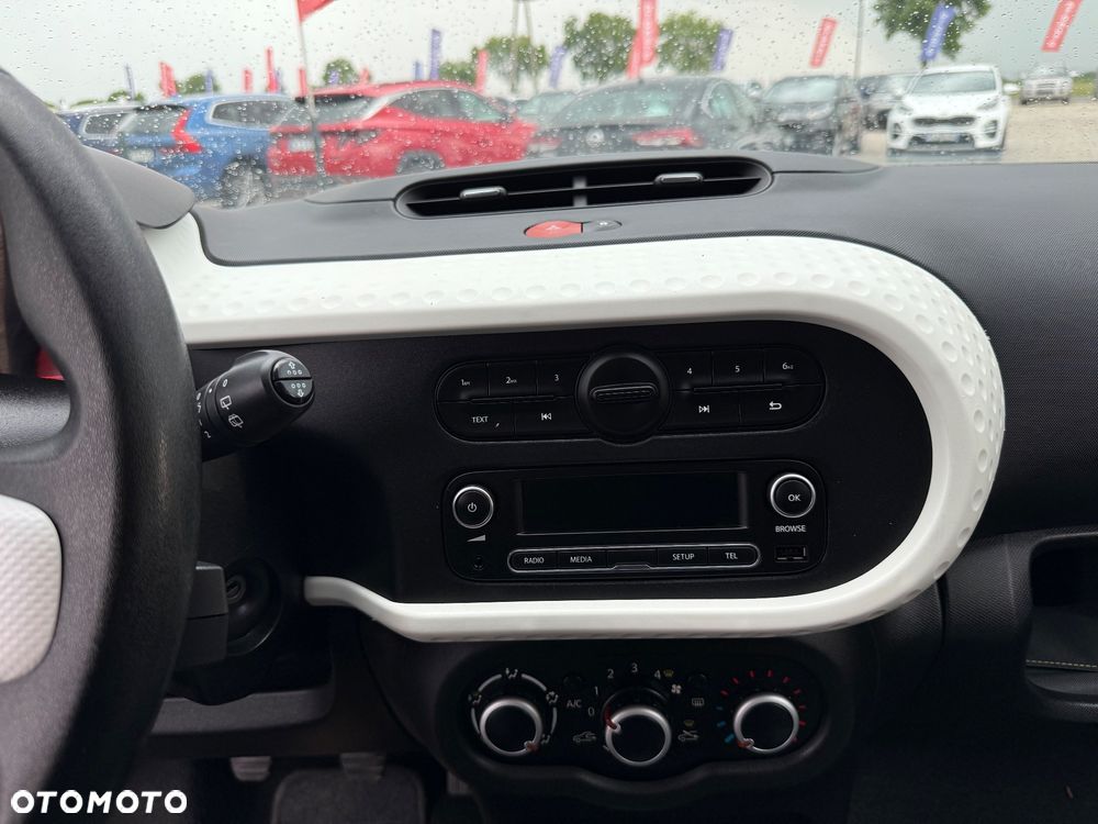 Renault Twingo SCe 70 Intens EU6 - 20