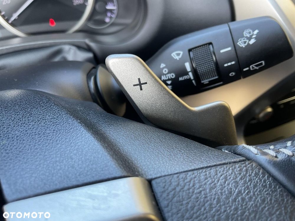 Lexus NX 300h F Impression AWD - 32