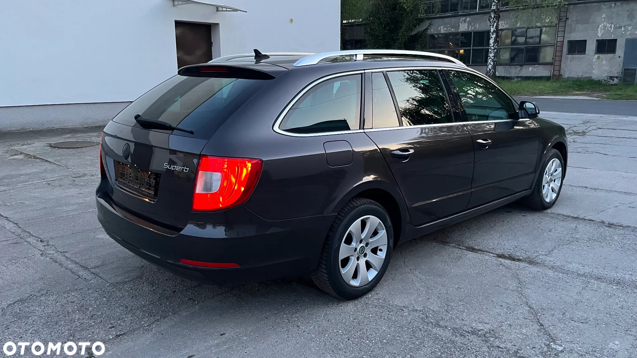 Skoda Superb Combi 2.0 TDI Ambition - 6
