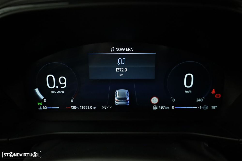 Ford Focus 1.0 EcoBoost MHEV ST-Line X - 14