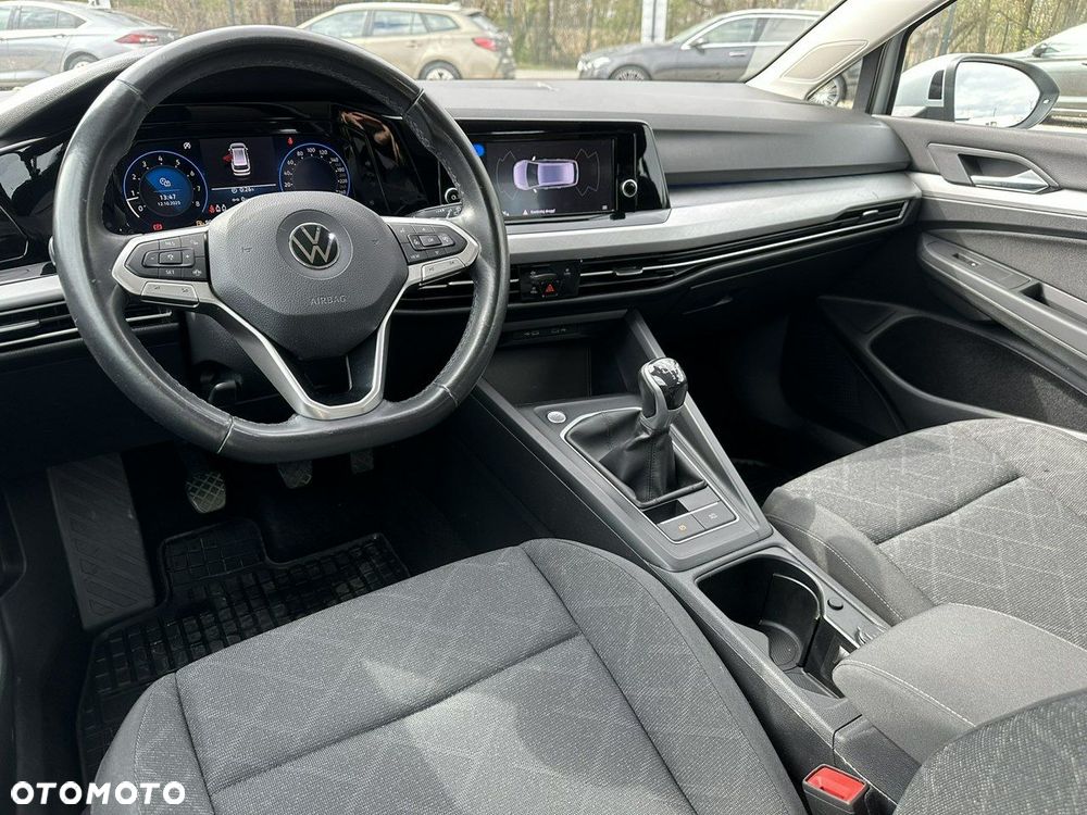 Volkswagen Golf - 23