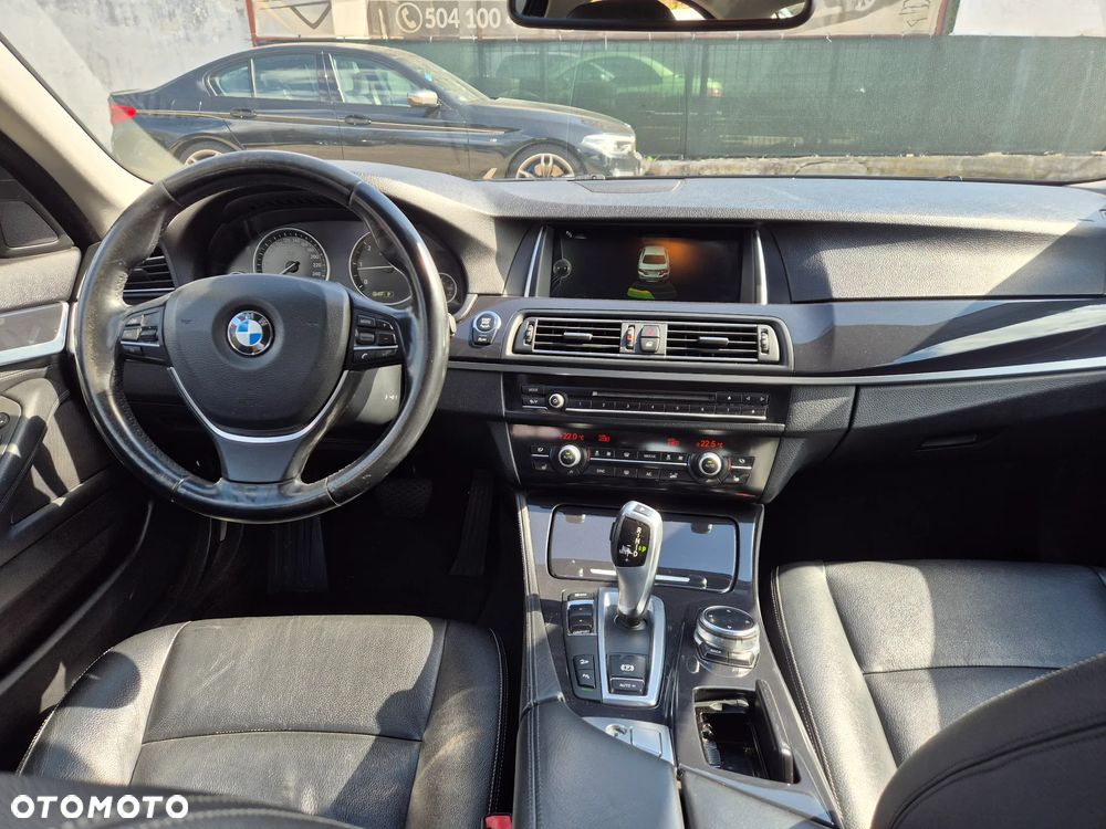 BMW Seria 5 520d xDrive Luxury Line - 17