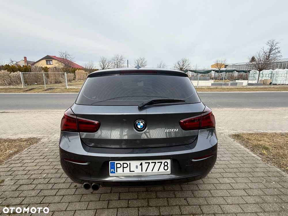 BMW Seria 1 120i - 16