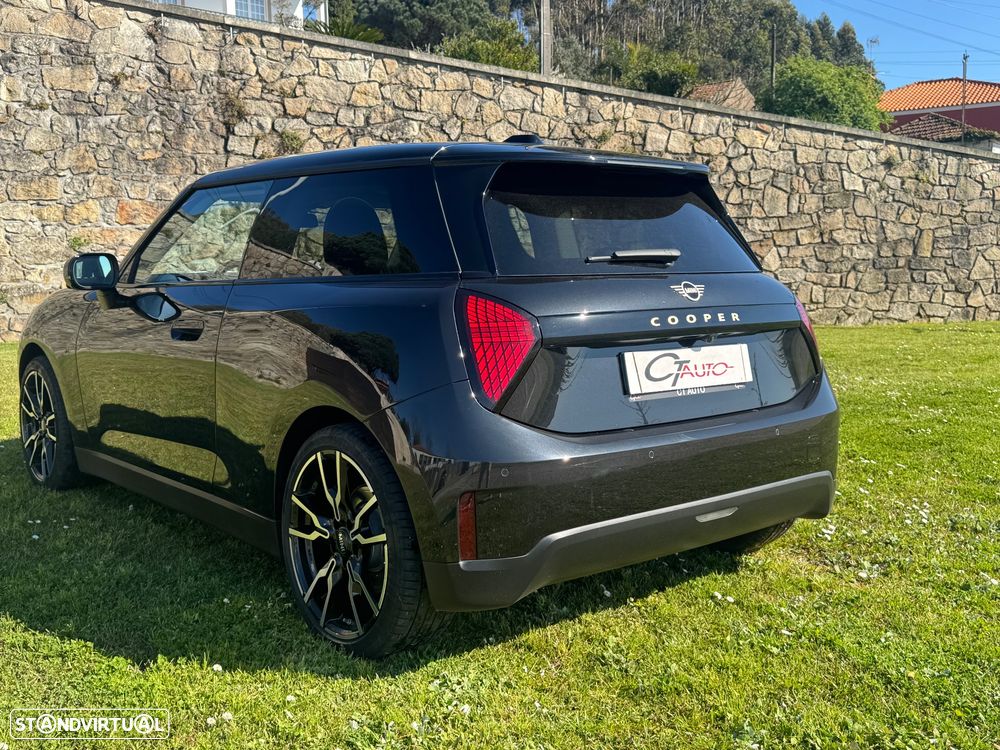 MINI 3 Portas Cooper E Favoured M - 4