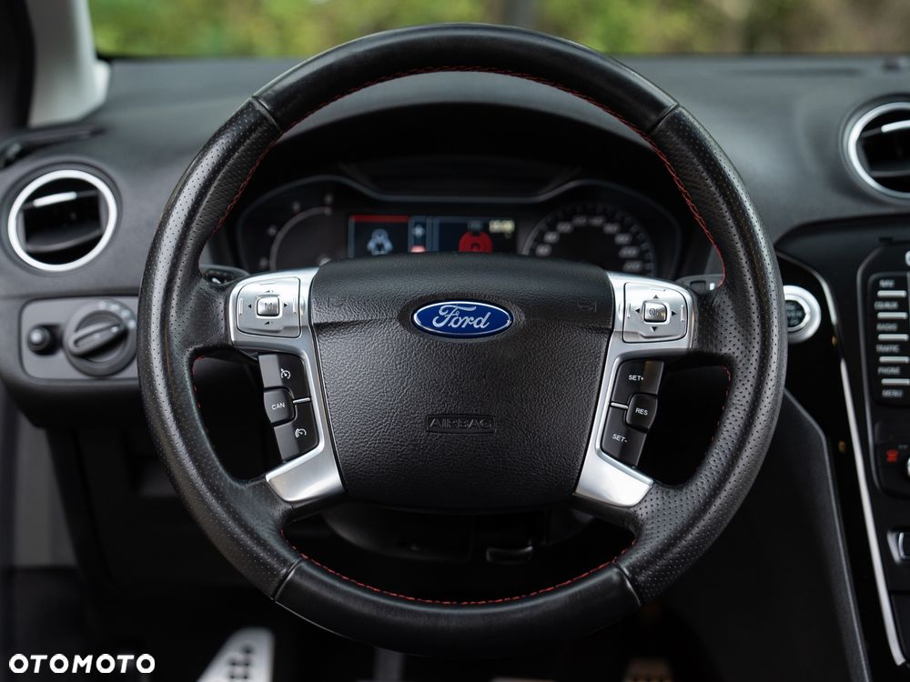 Ford Mondeo 2.0 TDCI Titanium S - 33