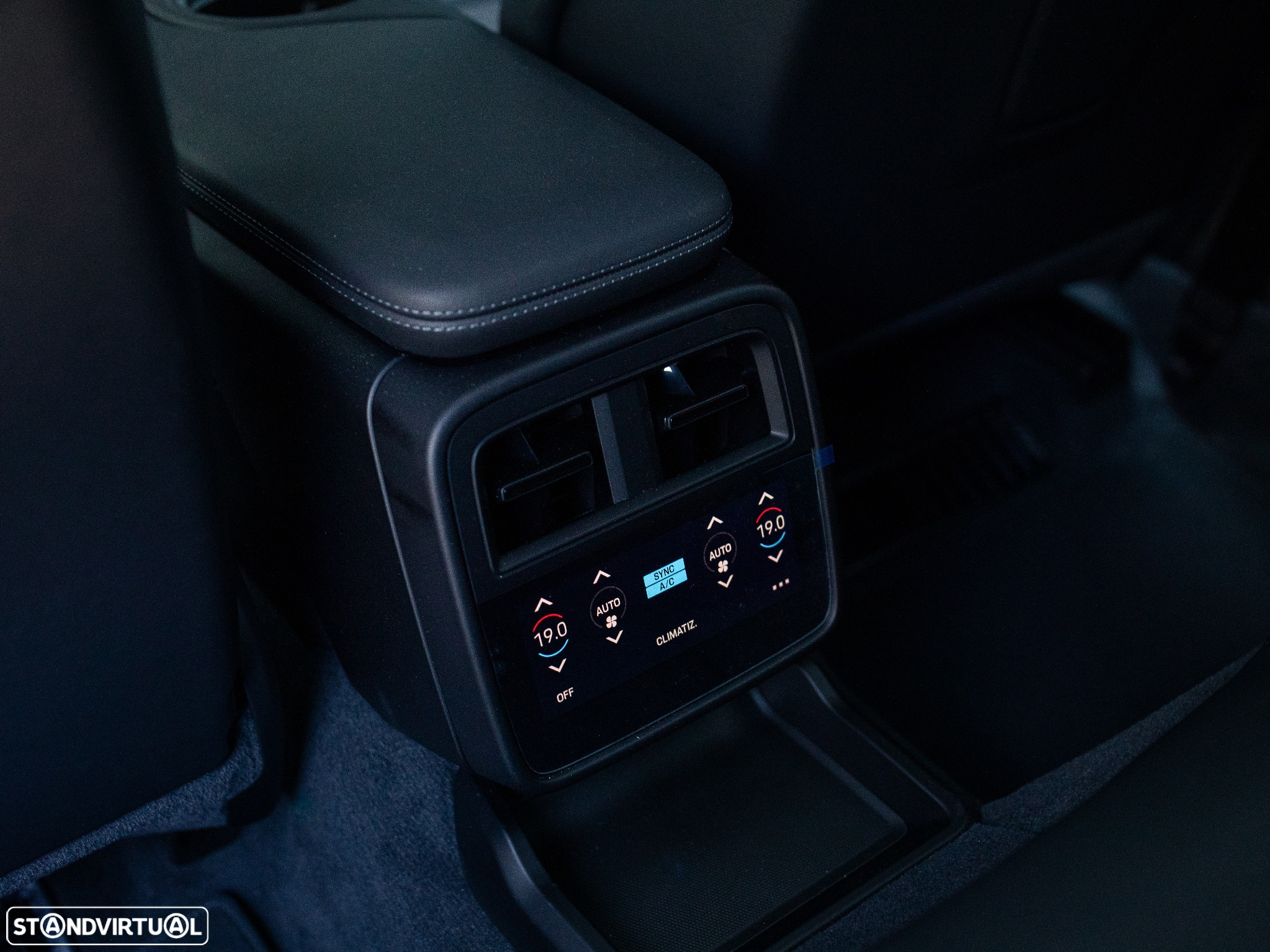 Porsche Taycan Sport Turismo 4S - 29