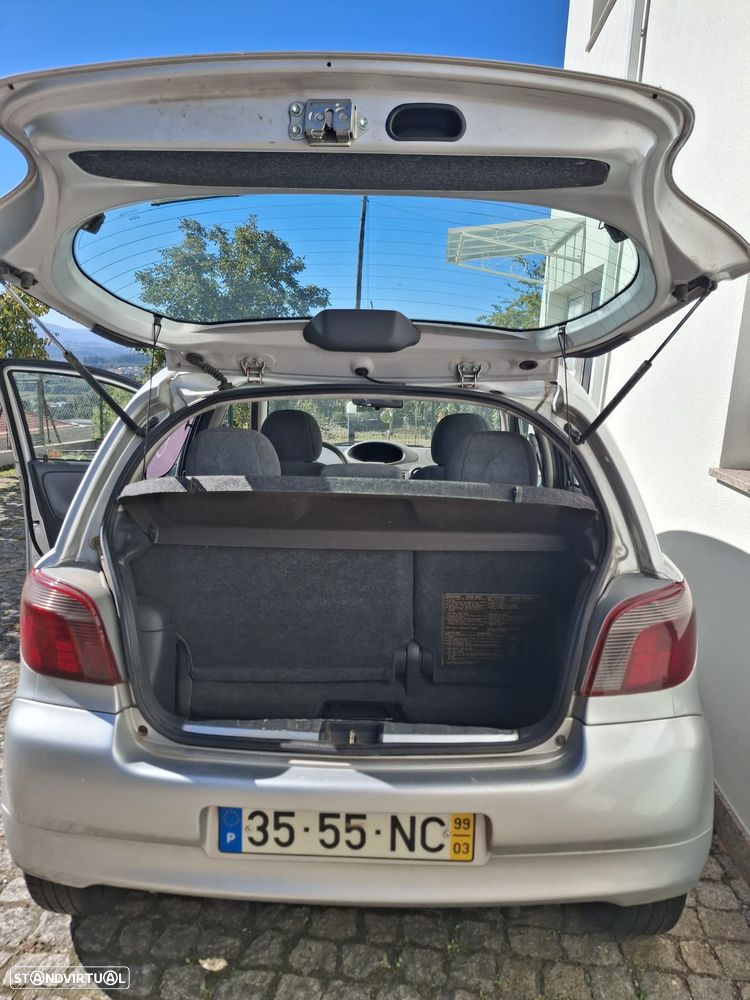 Toyota Yaris 1.0 Base - 7