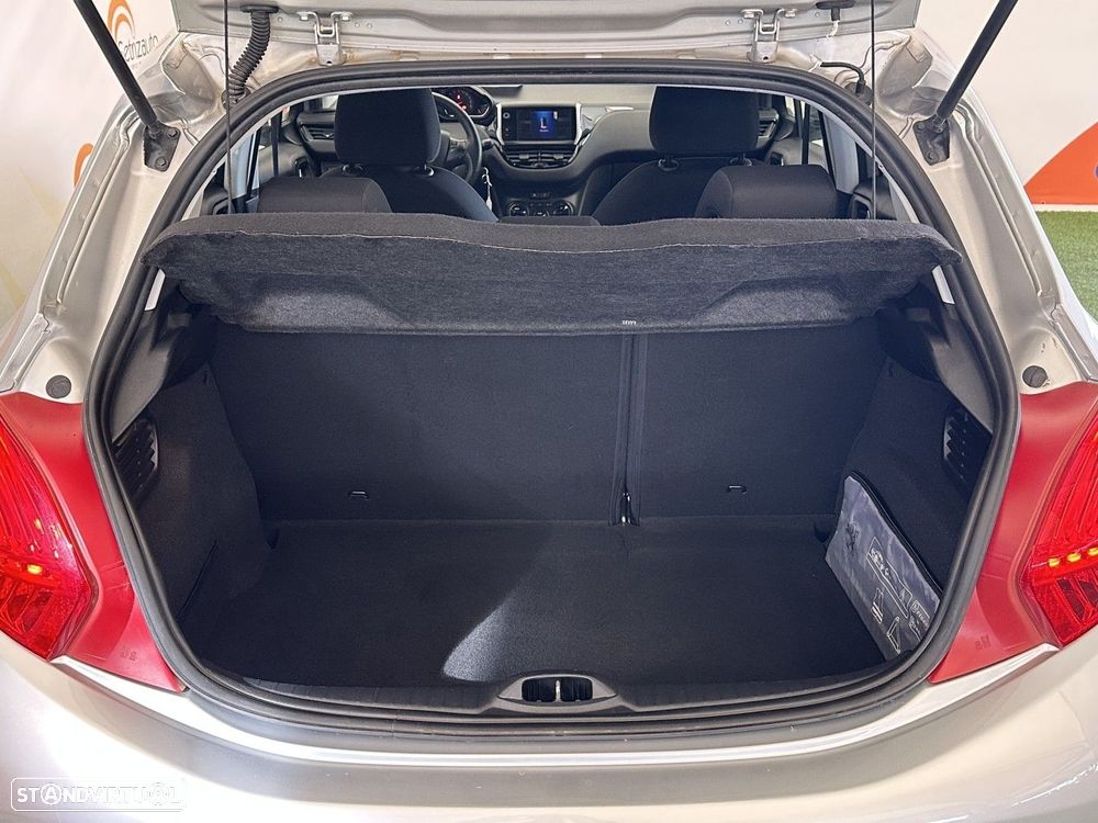 Peugeot 208 1.2 VTi Active - 17