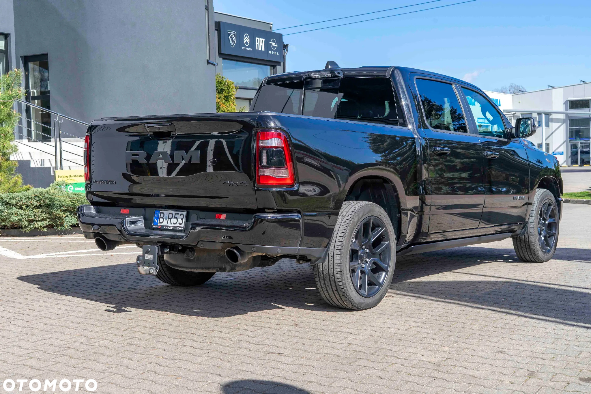 RAM 1500 5.7 Crew Cab Laramie - 4