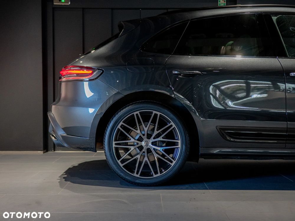 Porsche Macan T - 10