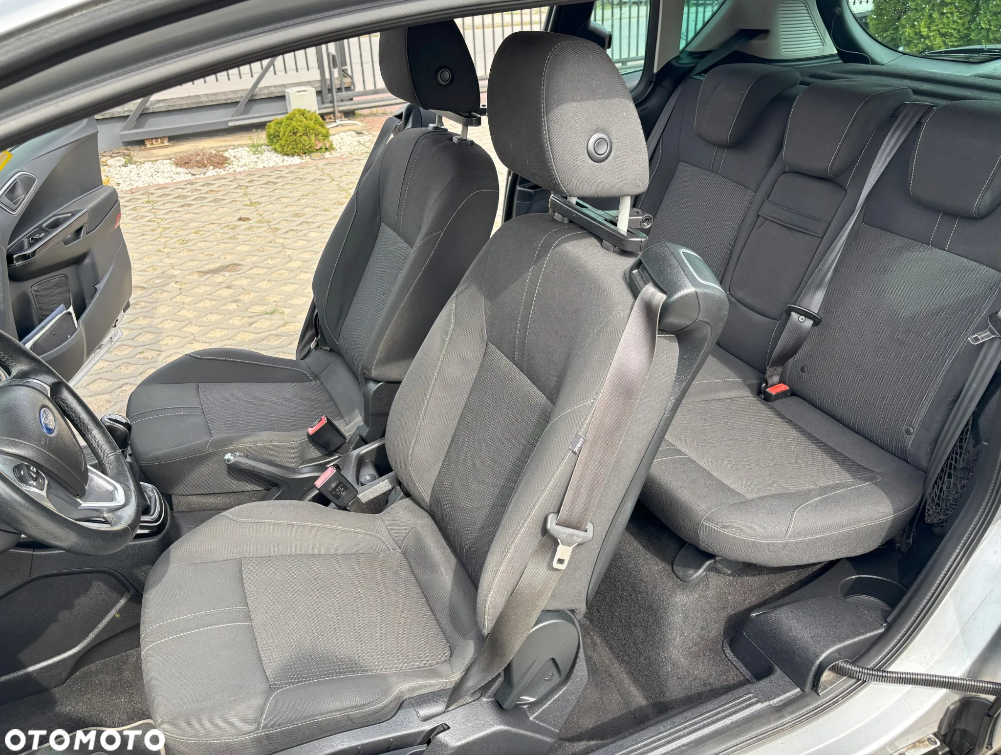 Ford B-MAX 1.6 TDCi SYNC Edition - 16