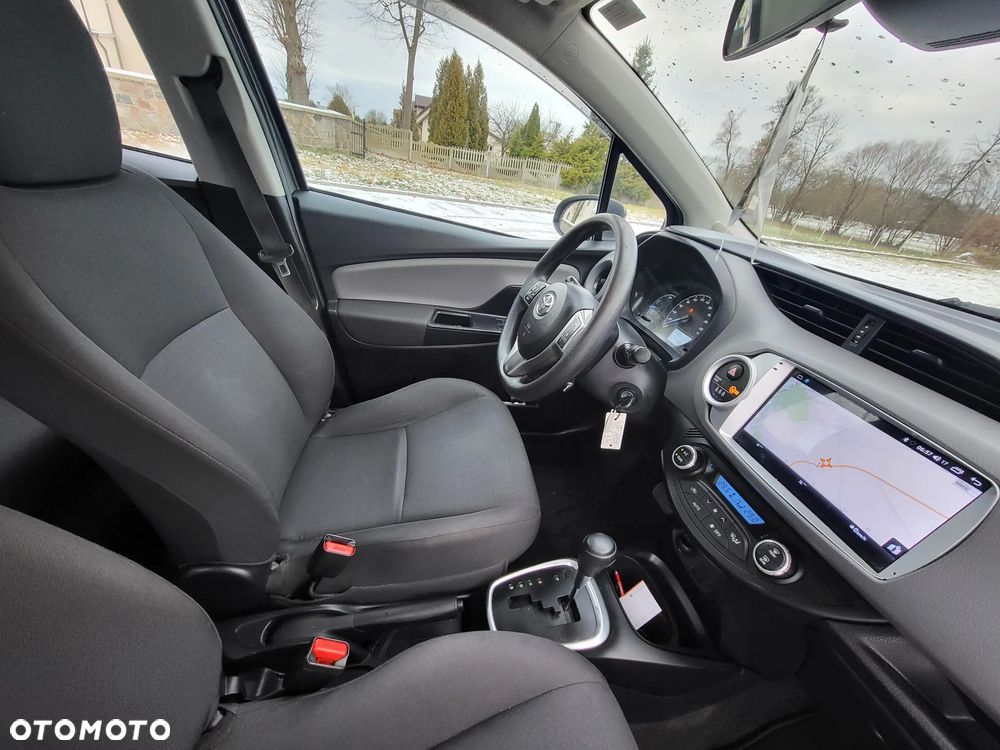Toyota Yaris - 22