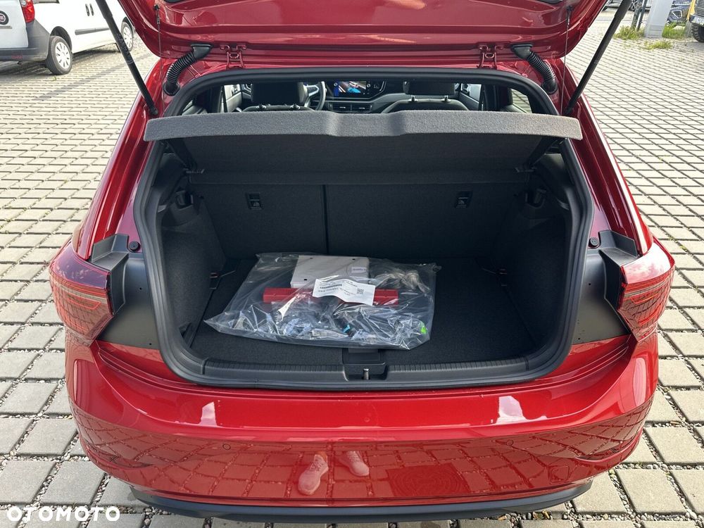 Volkswagen Polo - 18