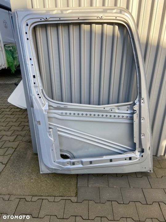 Drzwi lewe Mercedes Actros MP4 euro 6 - 2