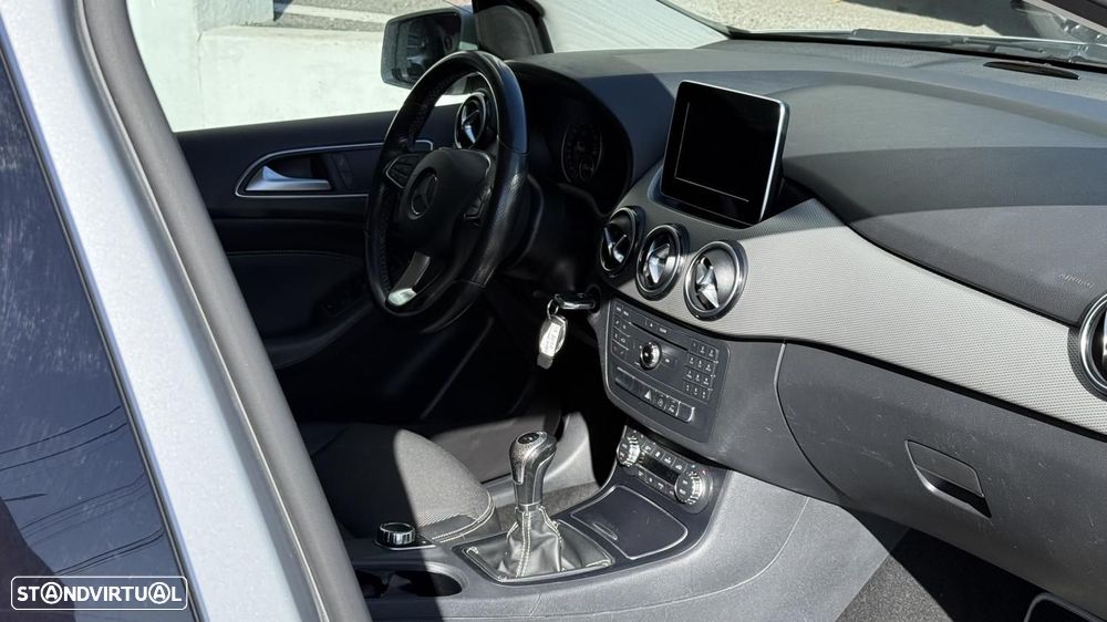 Mercedes-Benz B 200 CDI Urban - 4