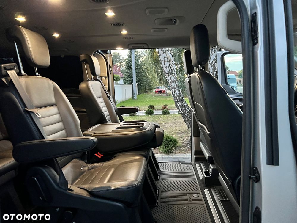 Ford Tourneo Custom 320 L2H1 VA Autm Titanium X - 18