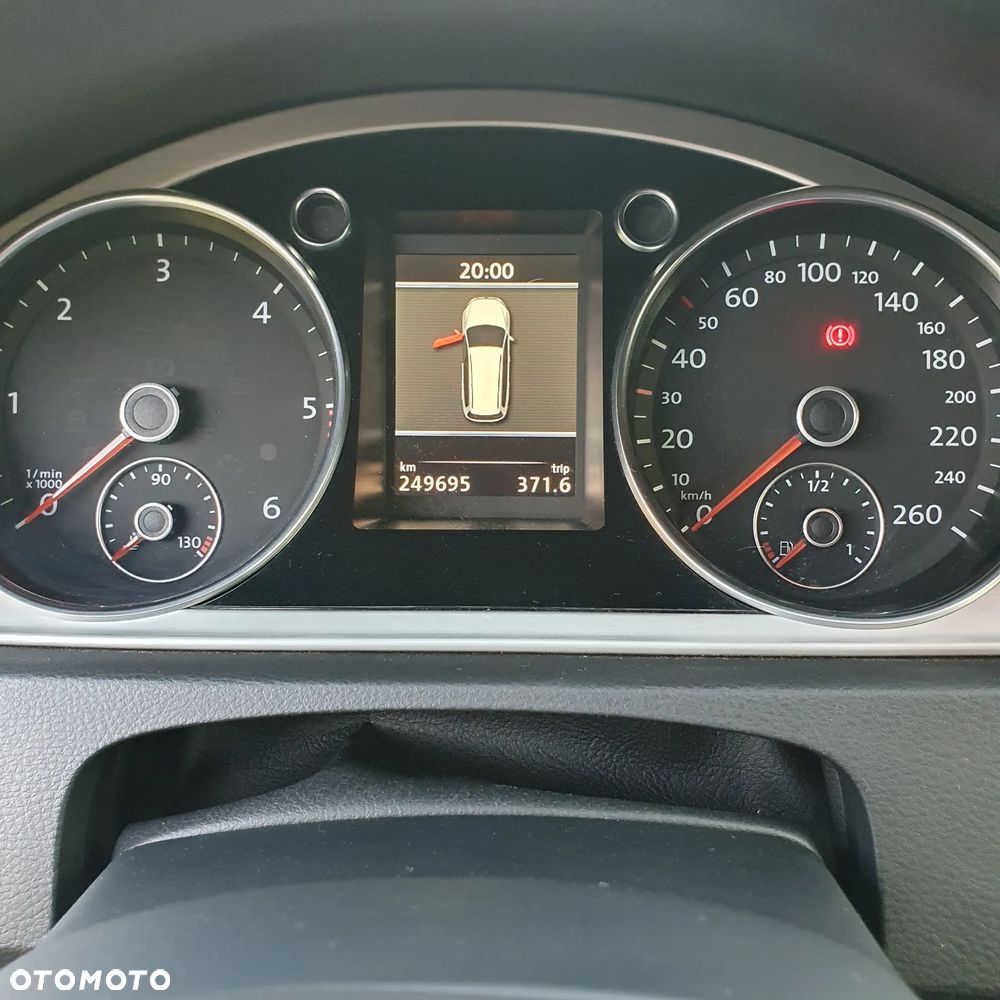 Volkswagen Passat 2.0 TDI Highline DSG - 18