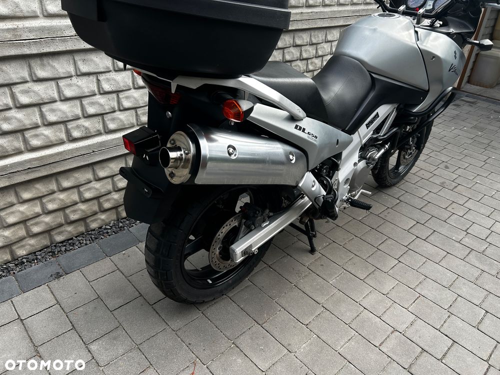 Suzuki V-STROM - 4