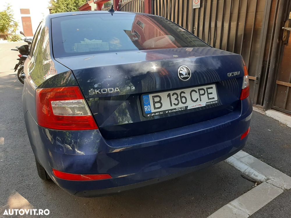Skoda Octavia 1.6 TDI 4X4 Ambition - 12