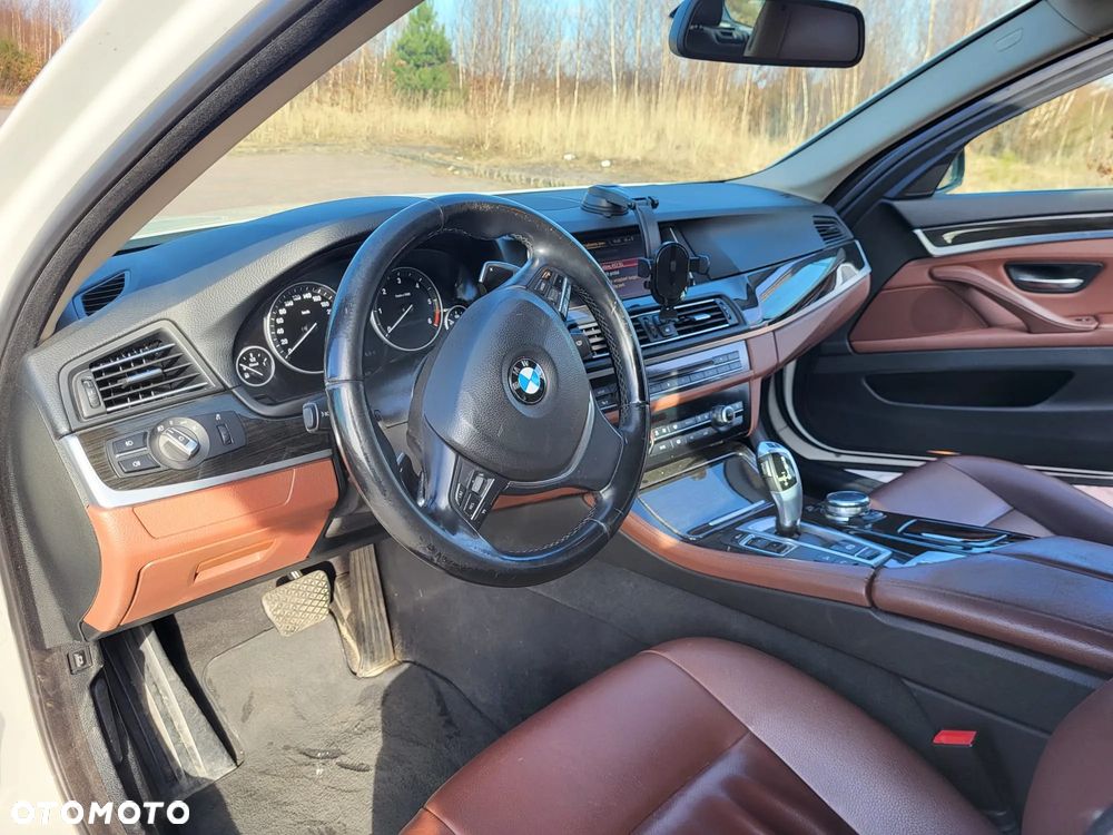 BMW Seria 5 520d xDrive Luxury Line - 5