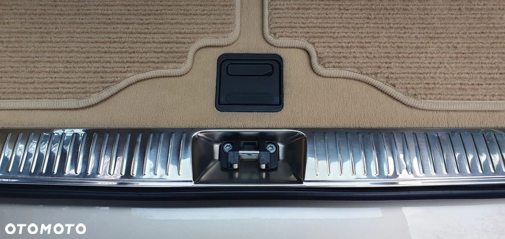 Mercedes-Benz Klasa E 320 T Avantgarde - 23