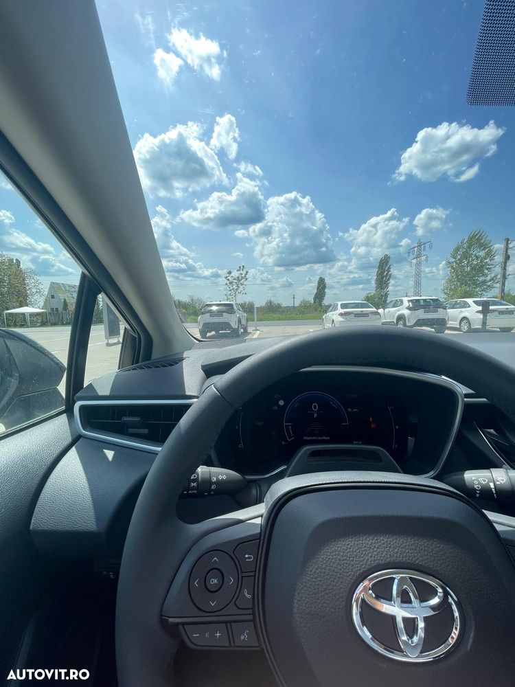 Toyota Corolla 1.8 HSD Eco - 14
