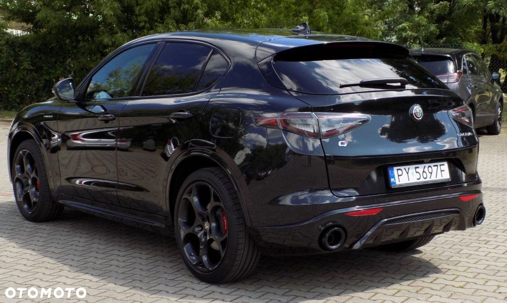 Alfa Romeo Stelvio - 6