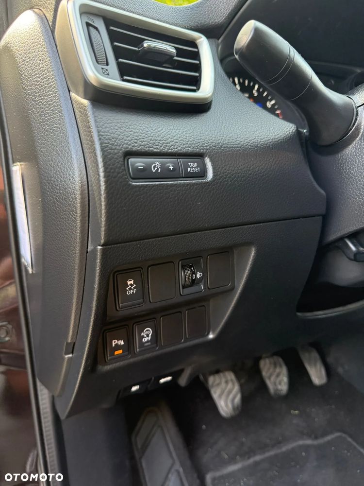 Nissan Qashqai 1.2 DIG-T N-Connecta - 12