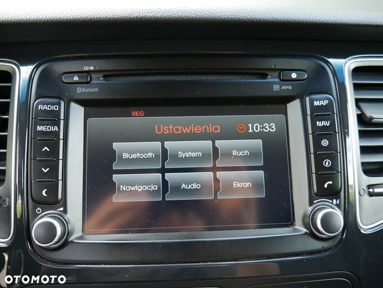 Kia Carens 1.7 CRDi 136 Dream Team Edition - 17
