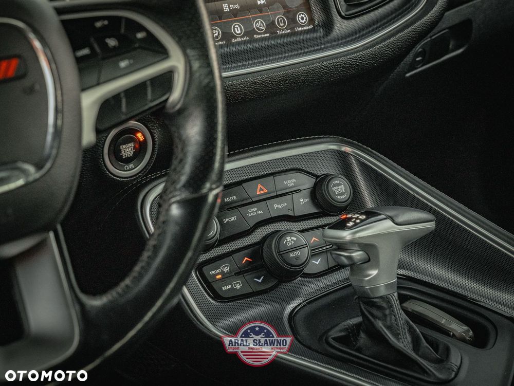 Dodge Challenger 3.6 GT AWD - 13