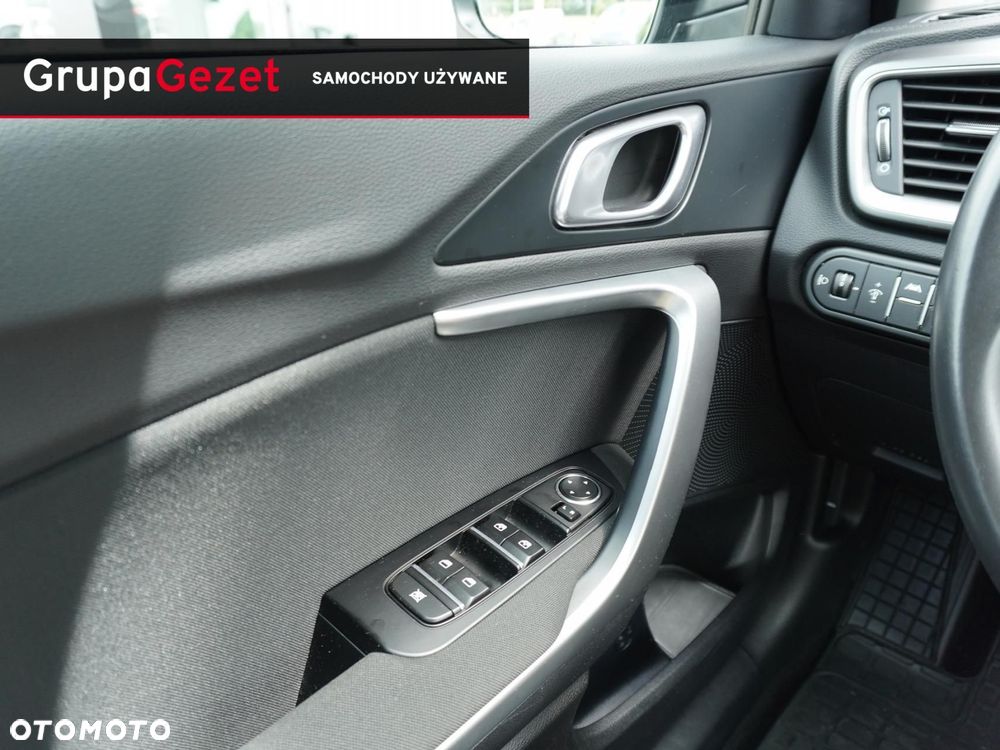 Kia XCeed 1.5 T-GDI M - 15