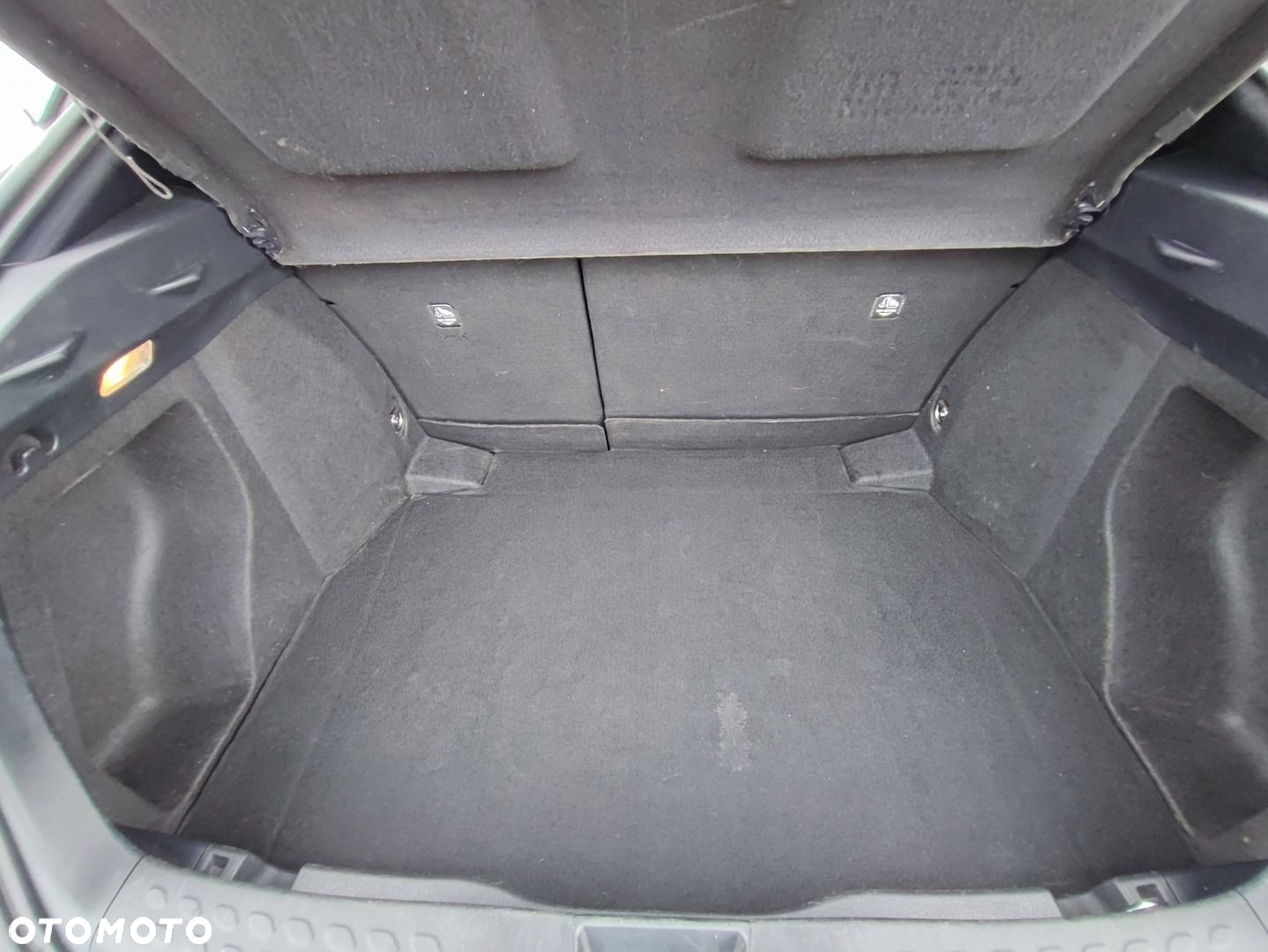 Toyota C-HR 1.2 T GPF Premium - 24