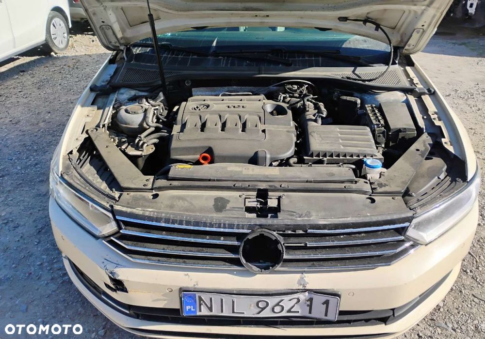 Volkswagen Passat - 6
