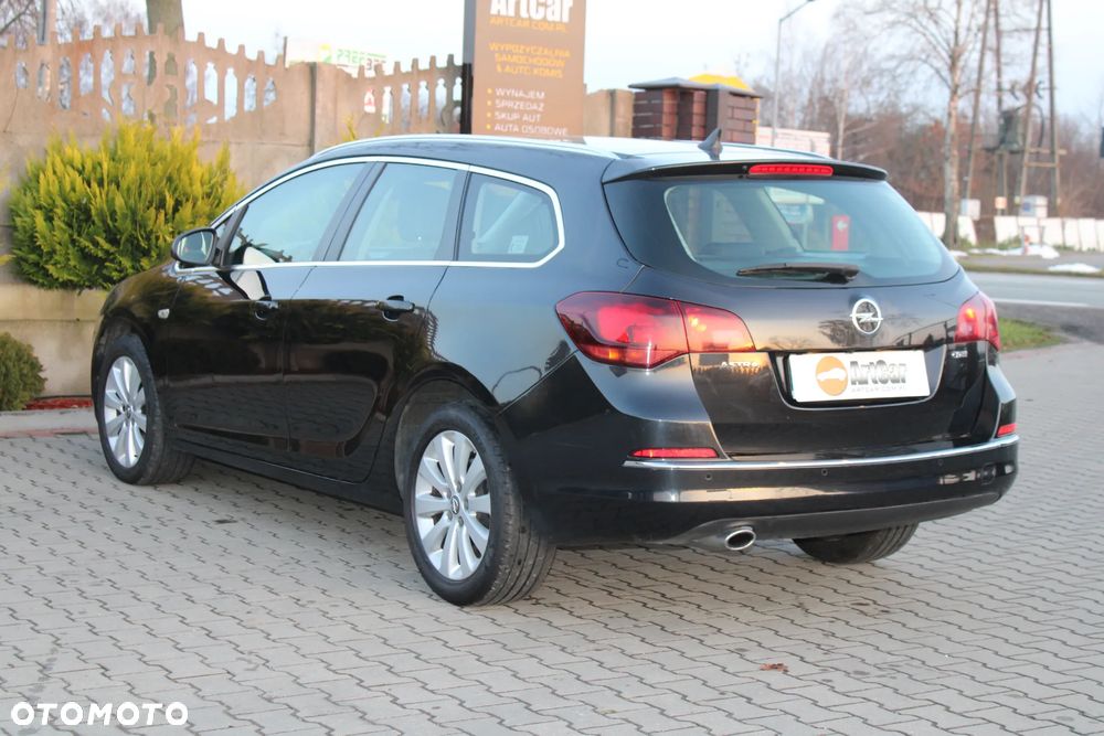 Opel Astra 2.0 CDTI Cosmo - 7