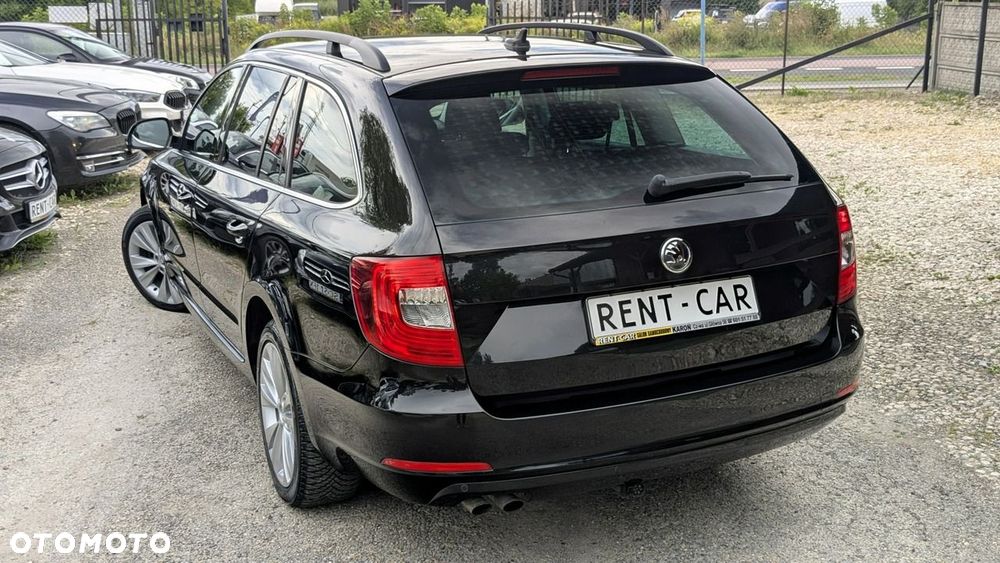 Skoda Superb 1.6 TDI Active Greenline - 11