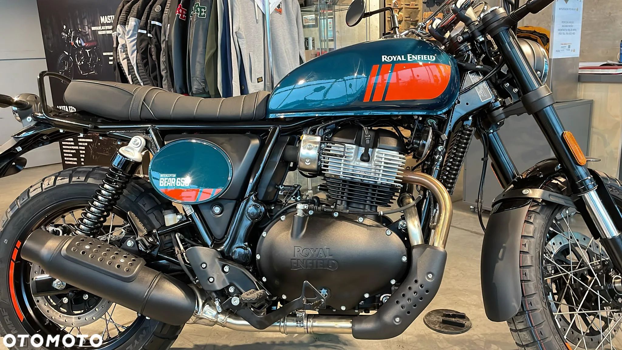 Royal Enfield Bear 650 - 1
