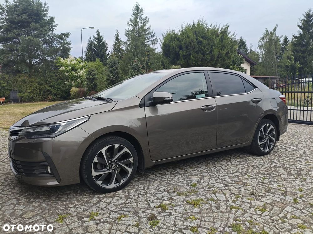 Toyota Corolla 1.6 Comfort - 1
