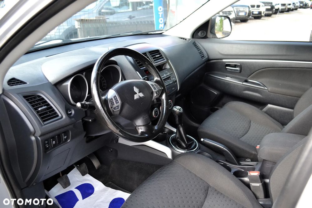 Mitsubishi ASX 1.6 Active - 8