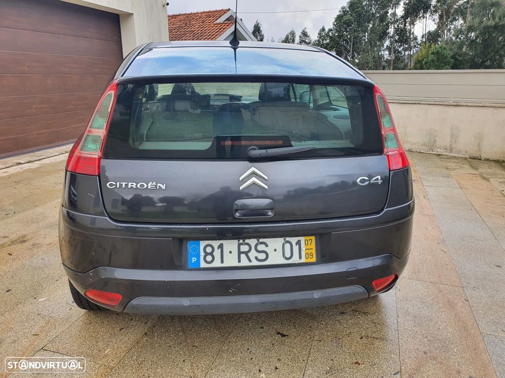 Citroën C4 1.6 HDi VTR - 6