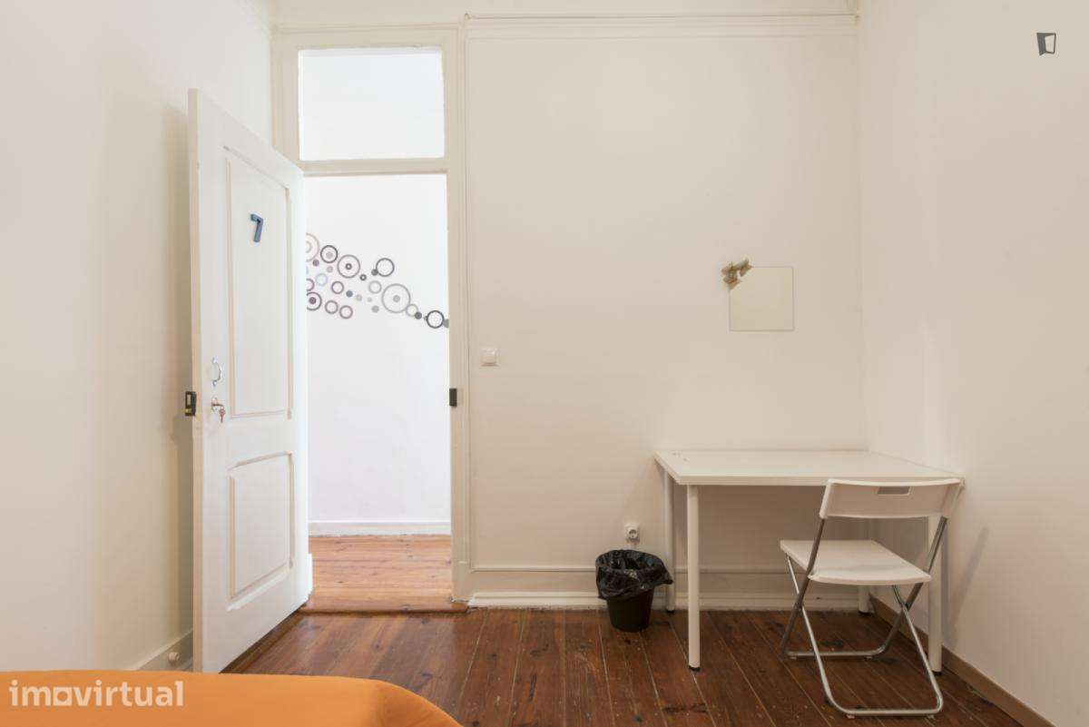 Quarto - localizado em Saldanha Lisbon - Grande imagem: 3/19
