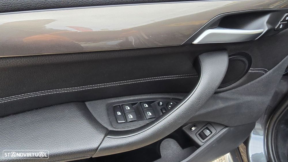 BMW X1 25 e xDrive xLine - 9