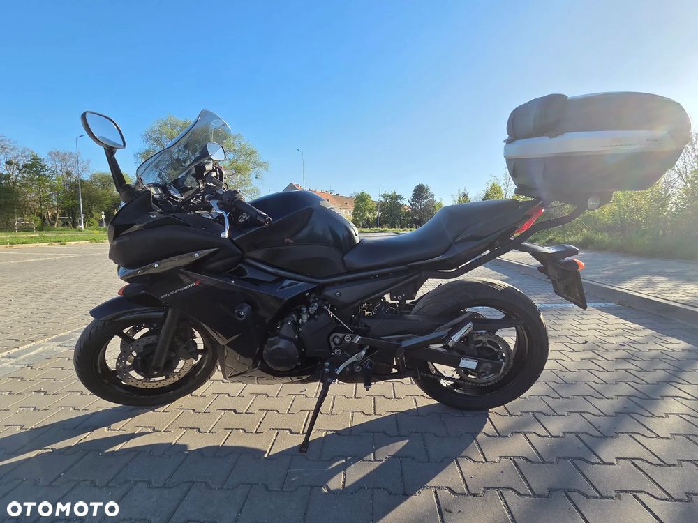 Yamaha XJ - 8