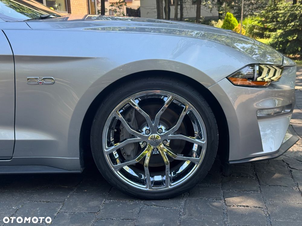 Ford Mustang - 12