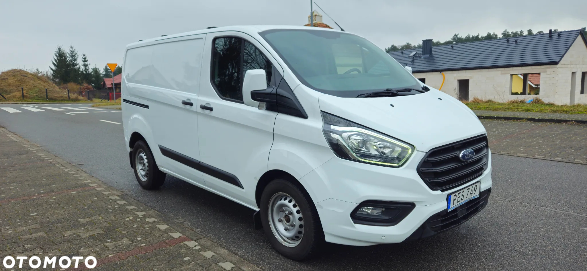 Ford Transit Custom - 8